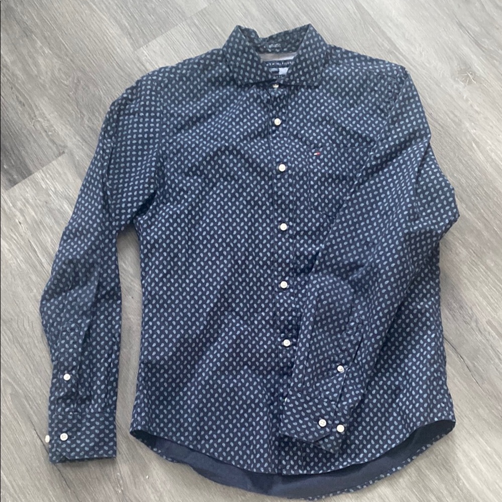 Tommy Hilfiger Blue Casual Shirt with Polka Dots and Tailored Fit